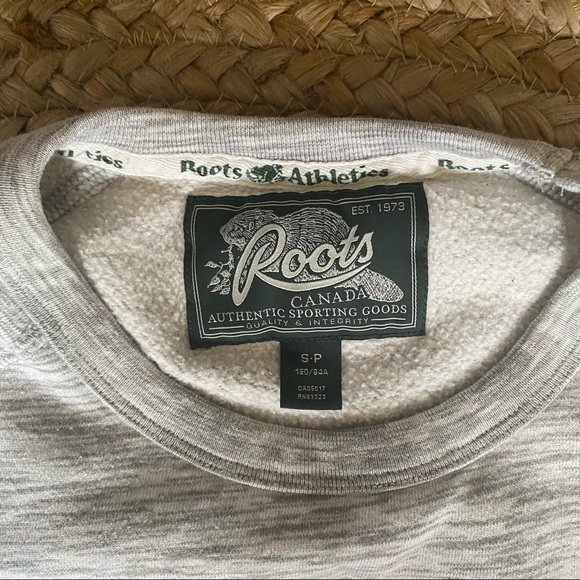 Women’s light grey Roots pullover hoodie - Picture 5 of 5